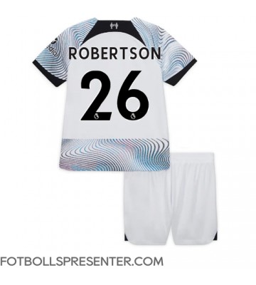 Liverpool Andrew Robertson #26 Bortatröja Barn 2022-23 Kortärmad (+ korta byxor)